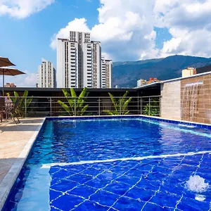Hotel California, Medellin