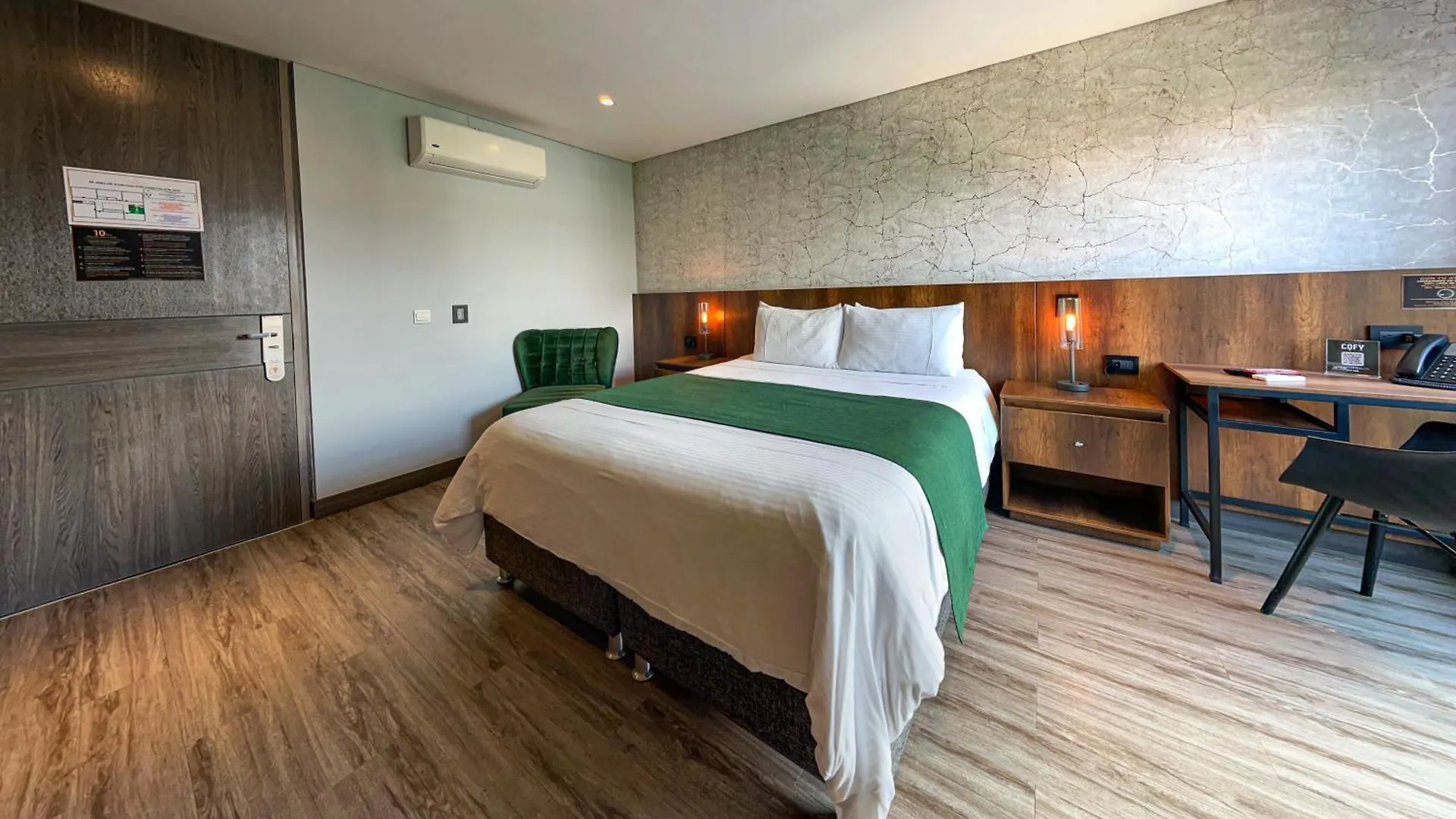 Cafe Hotel Medellin 4*,